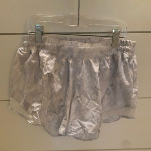 Lulemon Hotty Hot Shorts — NEW W/O TAGS